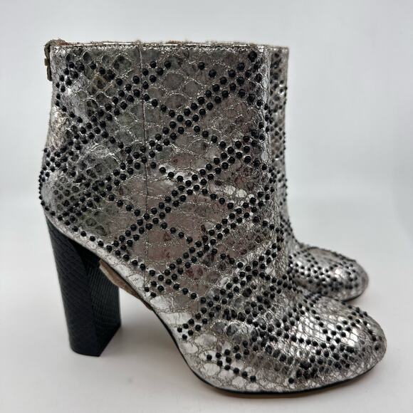 Calvin Klein 'Jamine' Studded Booties/Heels 34E2666 Zip-Up Women's US 7.5 Silver - Picture 4 of 11
